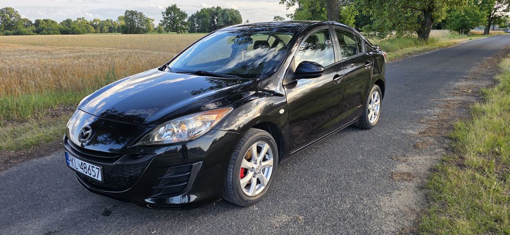 Mazda 3 sedan 1.6 benzyna
