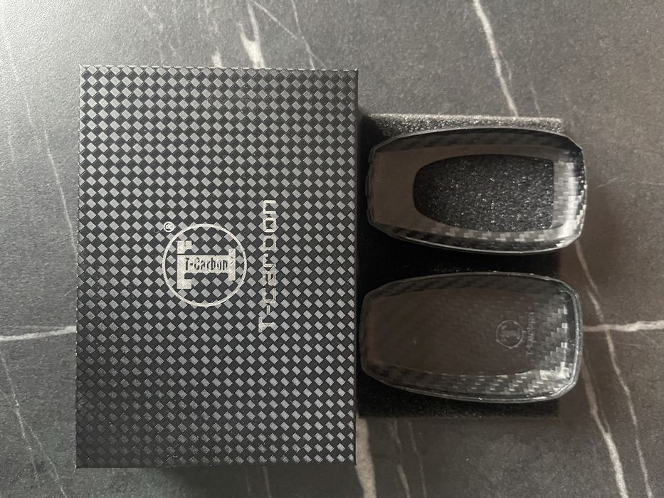 Subaru. Карбоновый чехол для ключа.