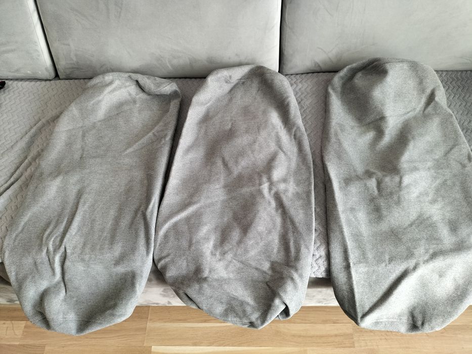 Pokrowce na zagłówki do kanapy.   Za darmo.