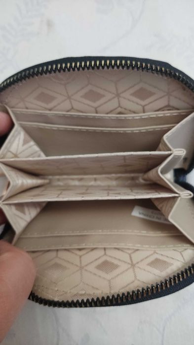 Гаманець Adrienne Vittadini