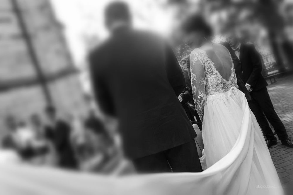 Suknia ślubna, Sylwia Kopczyńska, jedwab, koronka, r. 34/36