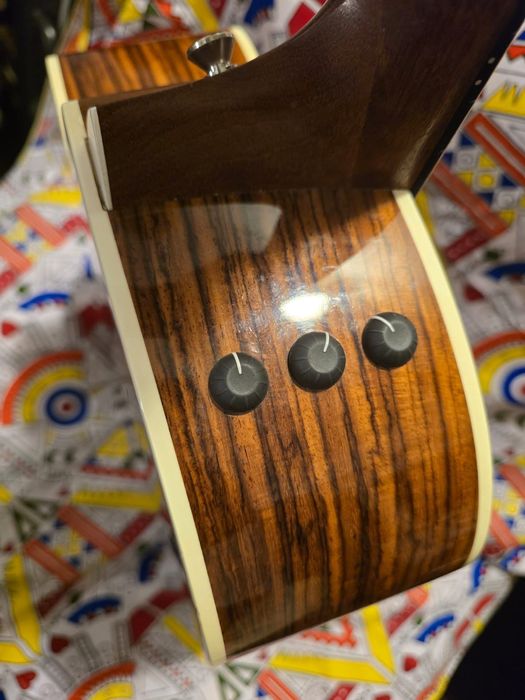 Viola Taylor 214ce‑SB DLX