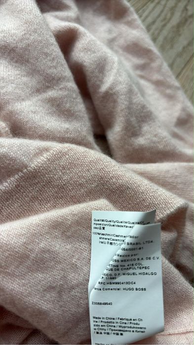 Sweter hugo boss 100 % kaszmir