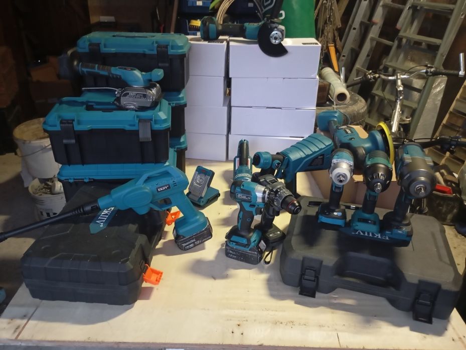 Болгарка на DeWalt та Makita батареї