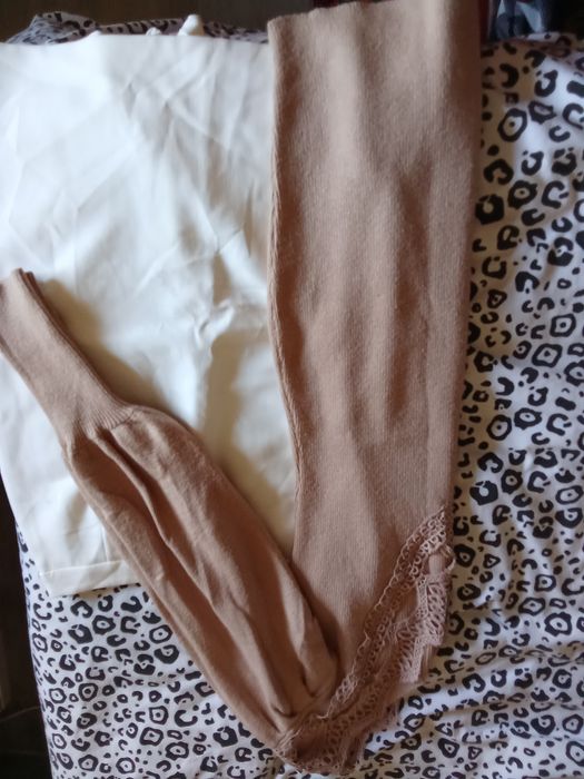 Camisola malha com detalhe em crochê nas costas NOVA