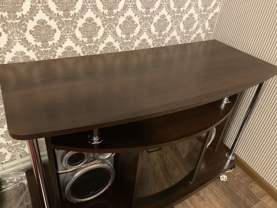 Продам тумбу