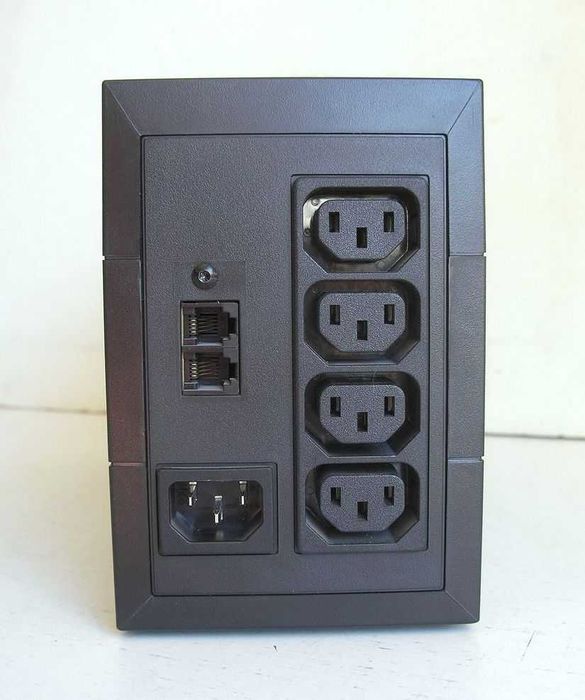 источник бесперебойного питания (ИБП, ДБЖ, UPS) EATON 650 VA