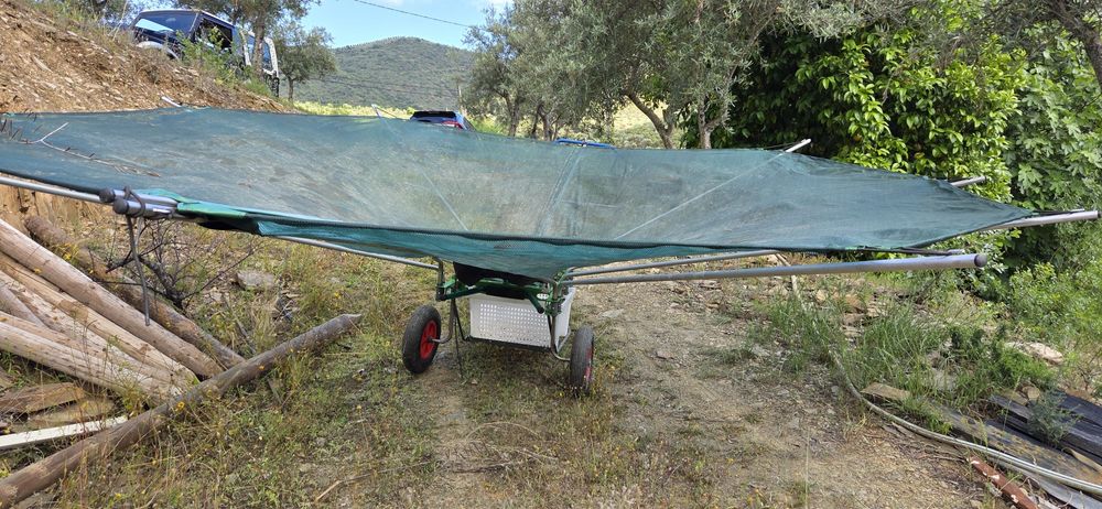 Máquina Apanha Azeitona manual.