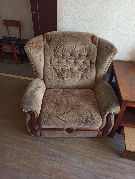 Продам одно  кресло кровать