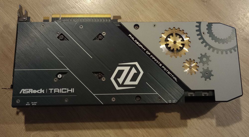 Karta graficzna ASRock RX 5700 XT TAICHI OC+