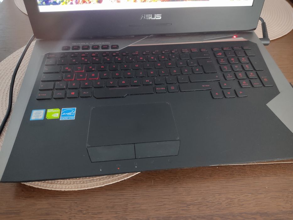 Laptop Asus Rog G752v