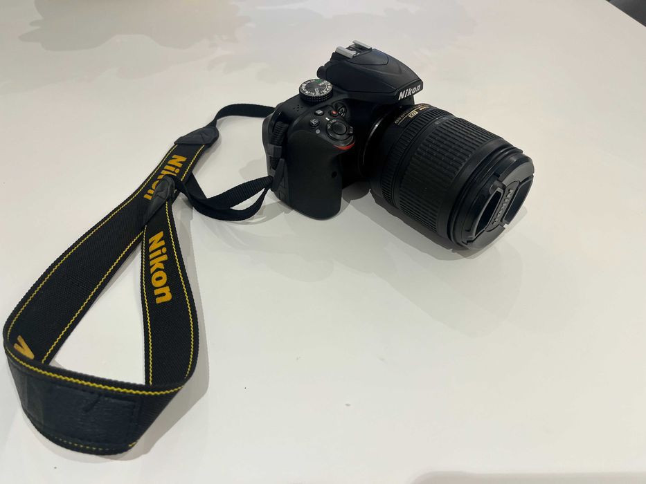 MÁQUINA FOTOGRÁFICA NIKON D3400 + Objetiva 18-105mm