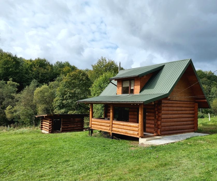 Vysoka brama, дерев