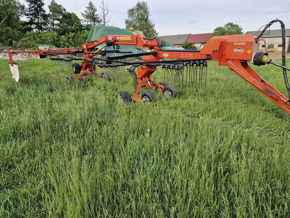 Zgrabiarka Kuhn GA 6522 dwu gwiazdowa