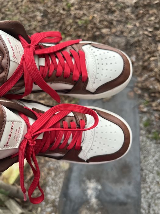 Кроссовки Stadivarius