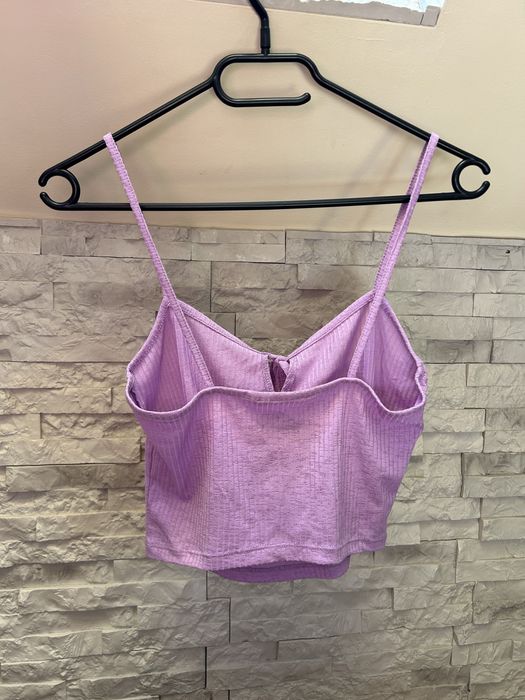 Top na ramiączkach z wiązaniem Bershka XS