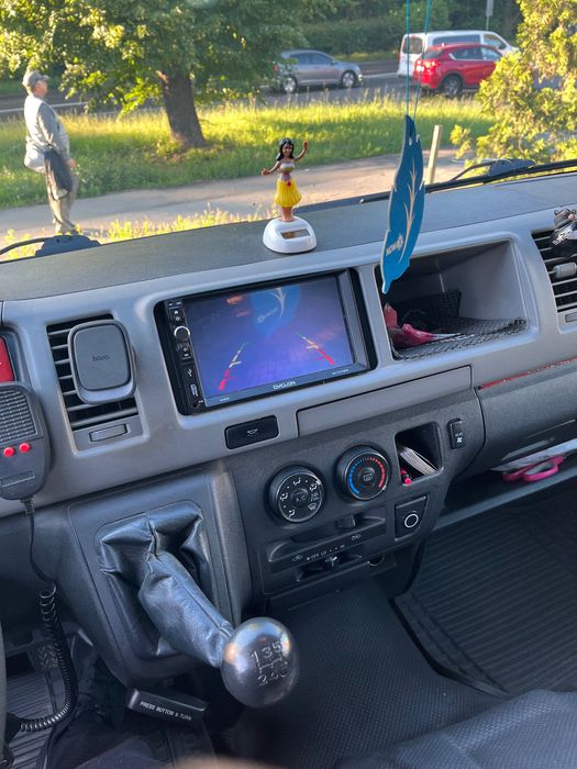 Toyota Hiace,2013 рік