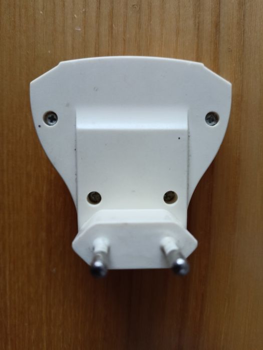 Lampka do kontaktu - zielone światło