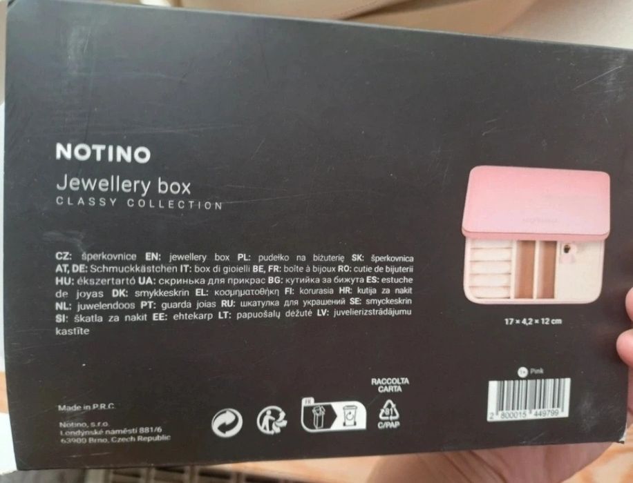 Szkatułka, futerał, pudełko na biżuterie