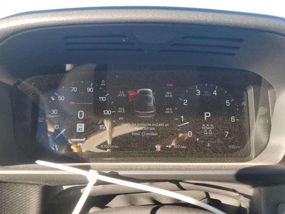 Land Rover Discovery R-Dynamic (2021)