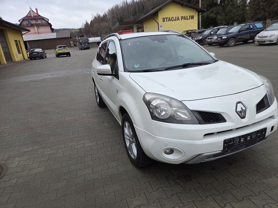 Renault koleos 4x4 biala perła