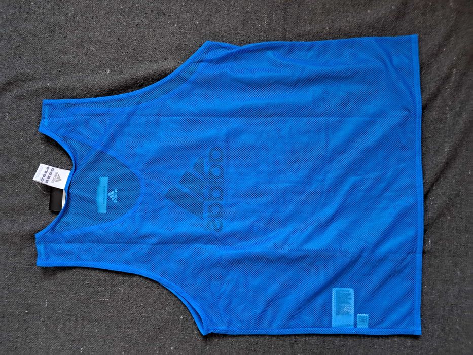 Манішка тренувальна adidas синя