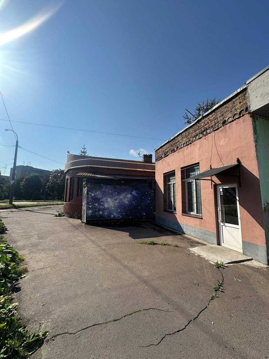 ЖД Вокзал 25м2 Здам ФАСАДНЕ Видове приміщення з Парковкою біля ЗУПИНКИ