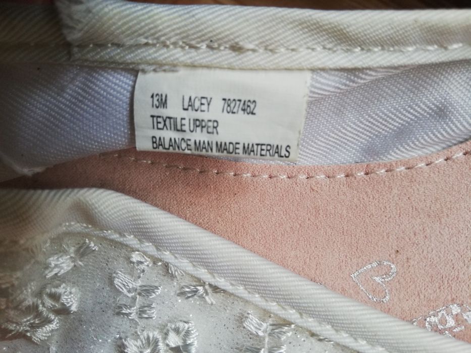 Sprzedam buty dla dziewczynki