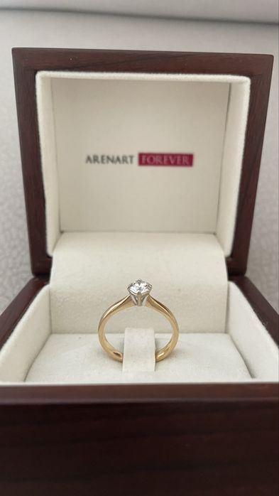 Złoty pierścionek z diamentem 0,39ct zaręczynowy gwarancja ARENART Wwa