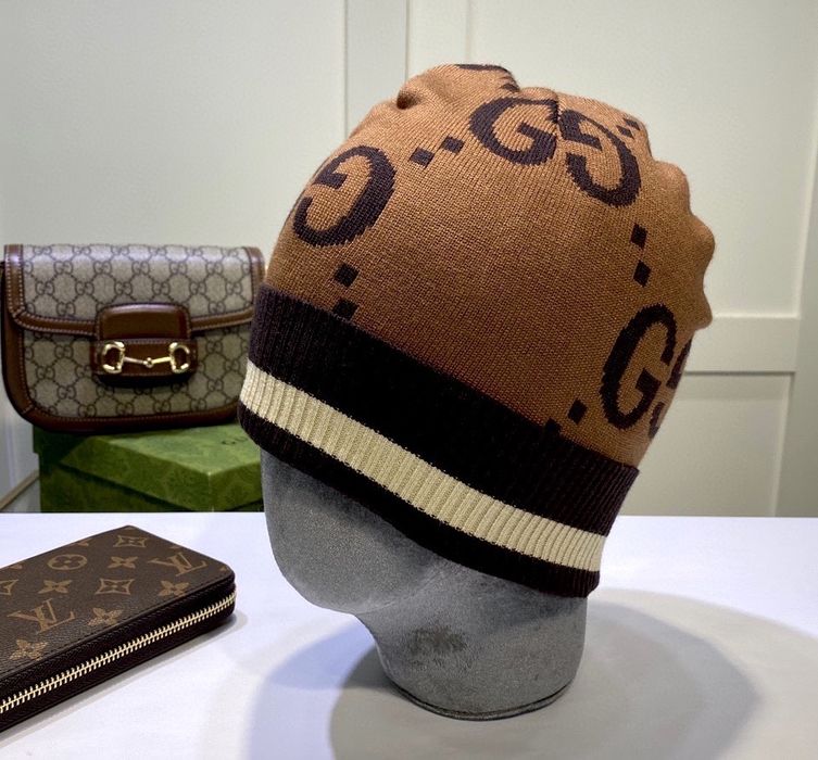 Nowa czapka Gucci