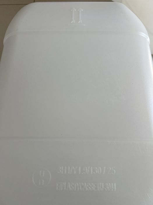 Bidões / Jerricans 25L - Como Novos e Limpos