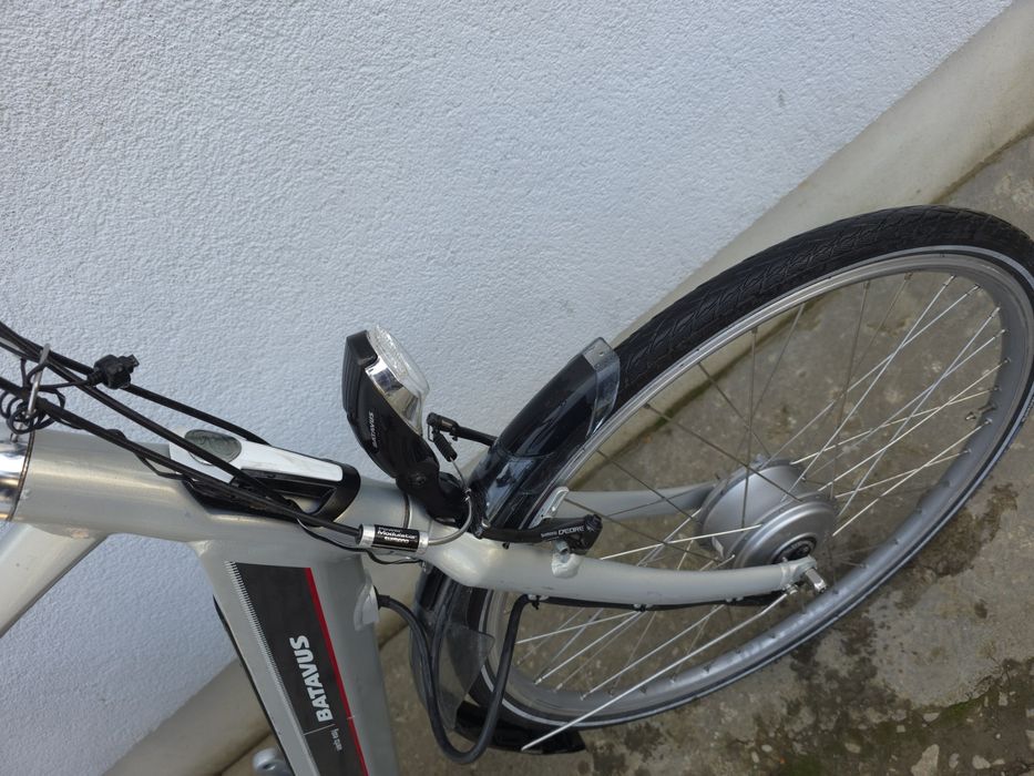 Електровелосипед Batavus nexus 8