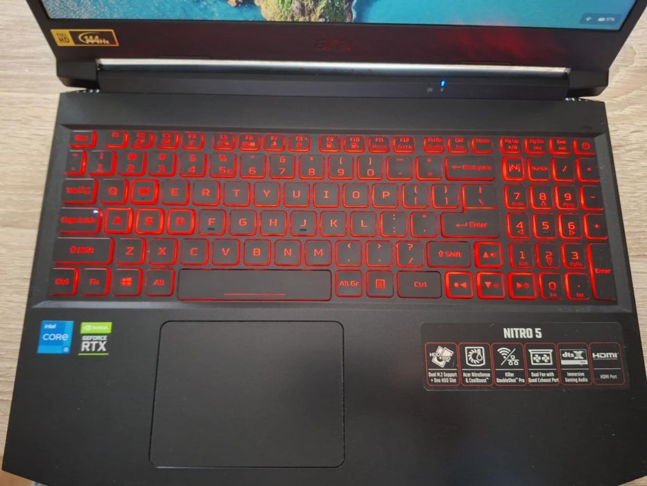 Laptop ACER Nitro 5 15,6 " INTEL CORE I5 16 GB / 512 GB