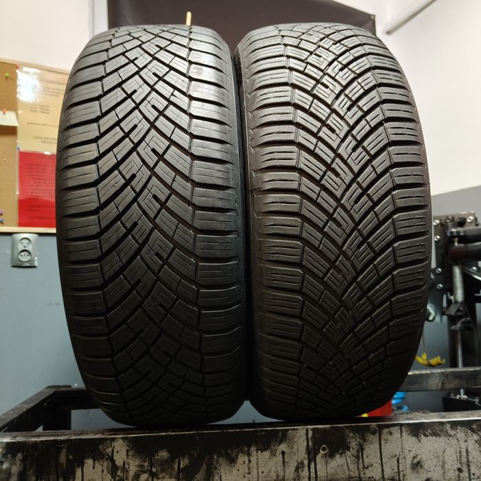 235/55/19 XL Sprzedam parę opon całorocznych Continental