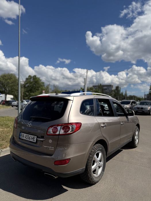 Hyundai SantaFe авто для військових