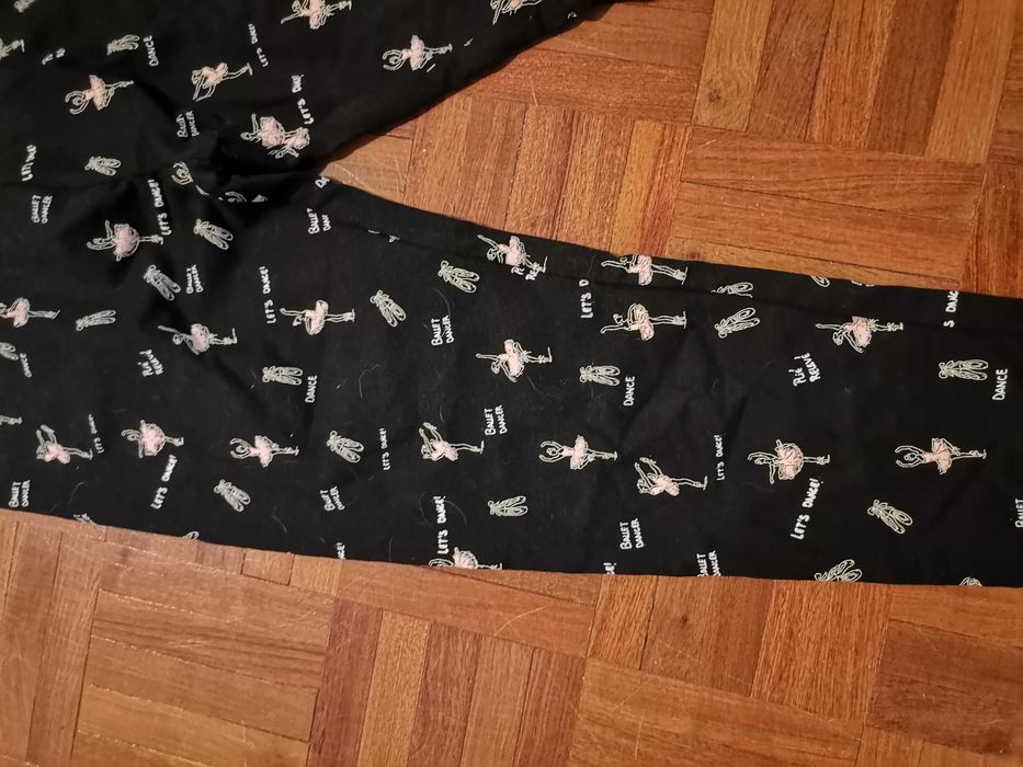 Leggins menina preta c/ padrão - Novo   11/12 anos ou 152cms