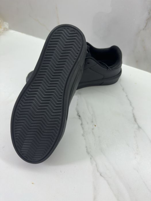 Кросівки чоловічі