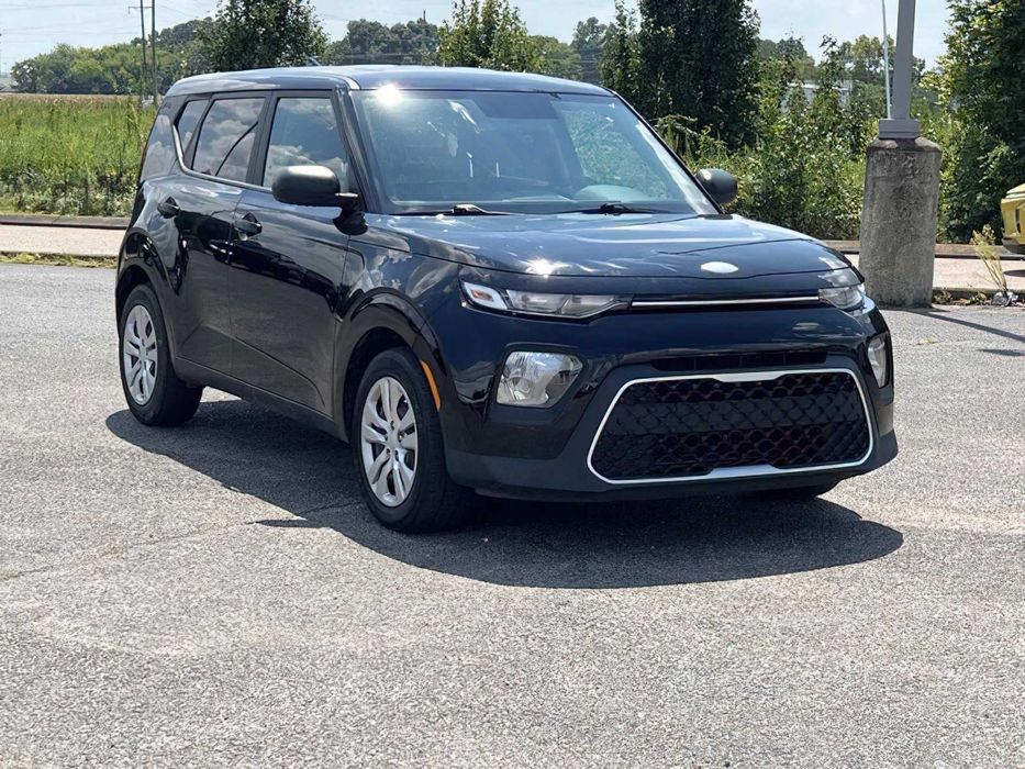 Kia Soul LX      2021