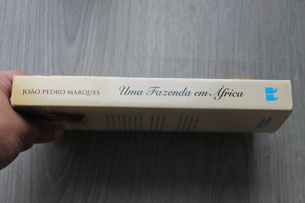 Livro Uma fazenda em África de João Pedro Marques