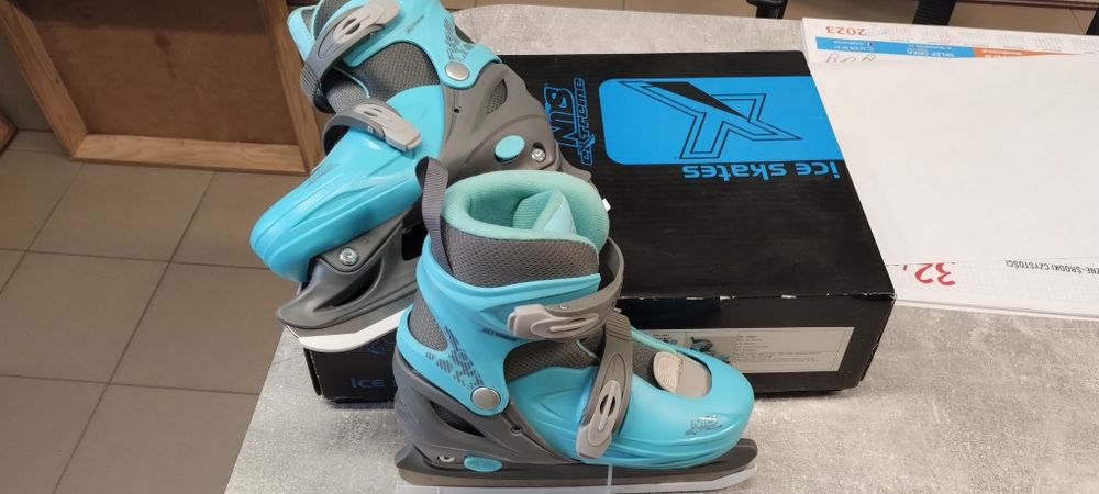 Łyżwy regulowane 34-37