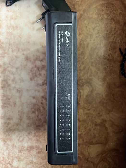 Комутатор Tp-link TL-SF1016D