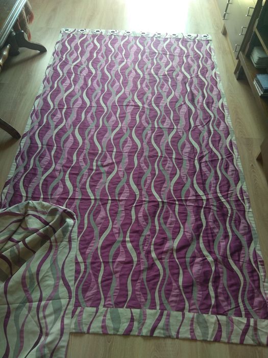 Zaciemniające zasłony na przelotkach