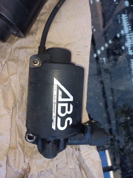Sistema antibloqueio (ABS)