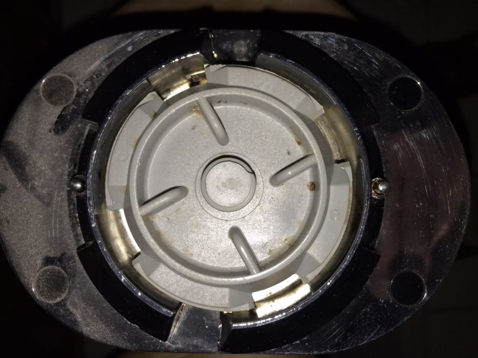 Vendo blender, misturador, triturador como novo