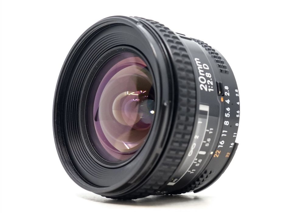 Nikon AF Nikkor 20mm f2.8D Full Frame Grande Angular