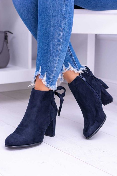 Granatowe zamszowe krótkie botki SERGIO LEONE roz. 38 Obcas słupek