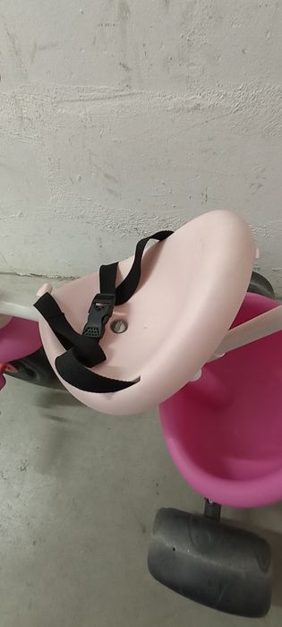 Triciclo menina com pega amovível