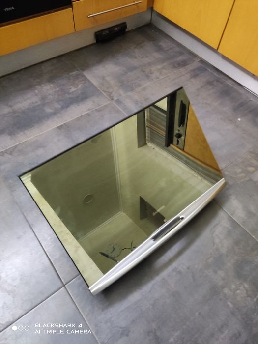 Porta basculante para cozinha