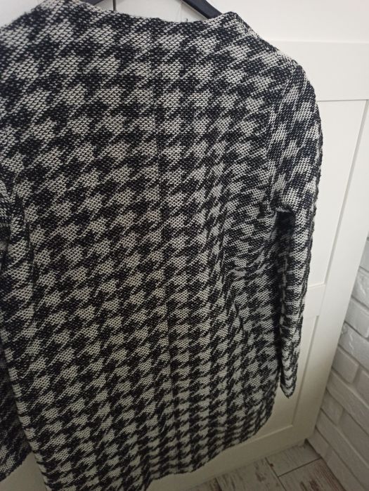 Narzutka, płaszczyk, kardigan. Stradivarius M