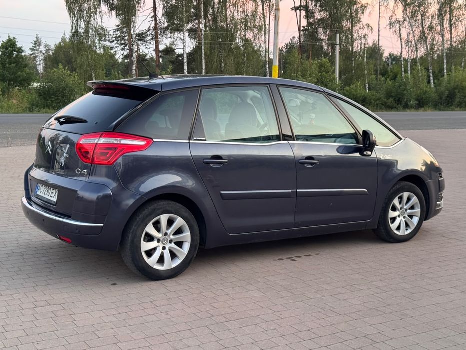 Продається авто Citroen c4 Picasso 2010 року